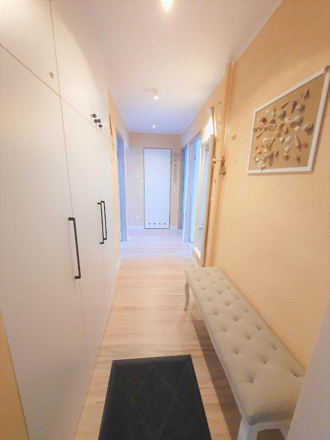 Wera - Klimatyczny Apartament 300 M Od Plazy Brzezno - Azw 格但斯克 外观 照片