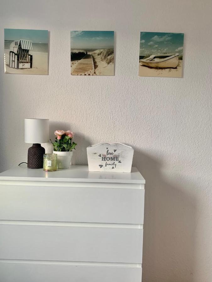 Wera - Klimatyczny Apartament 300 M Od Plazy Brzezno - Azw 格但斯克 外观 照片