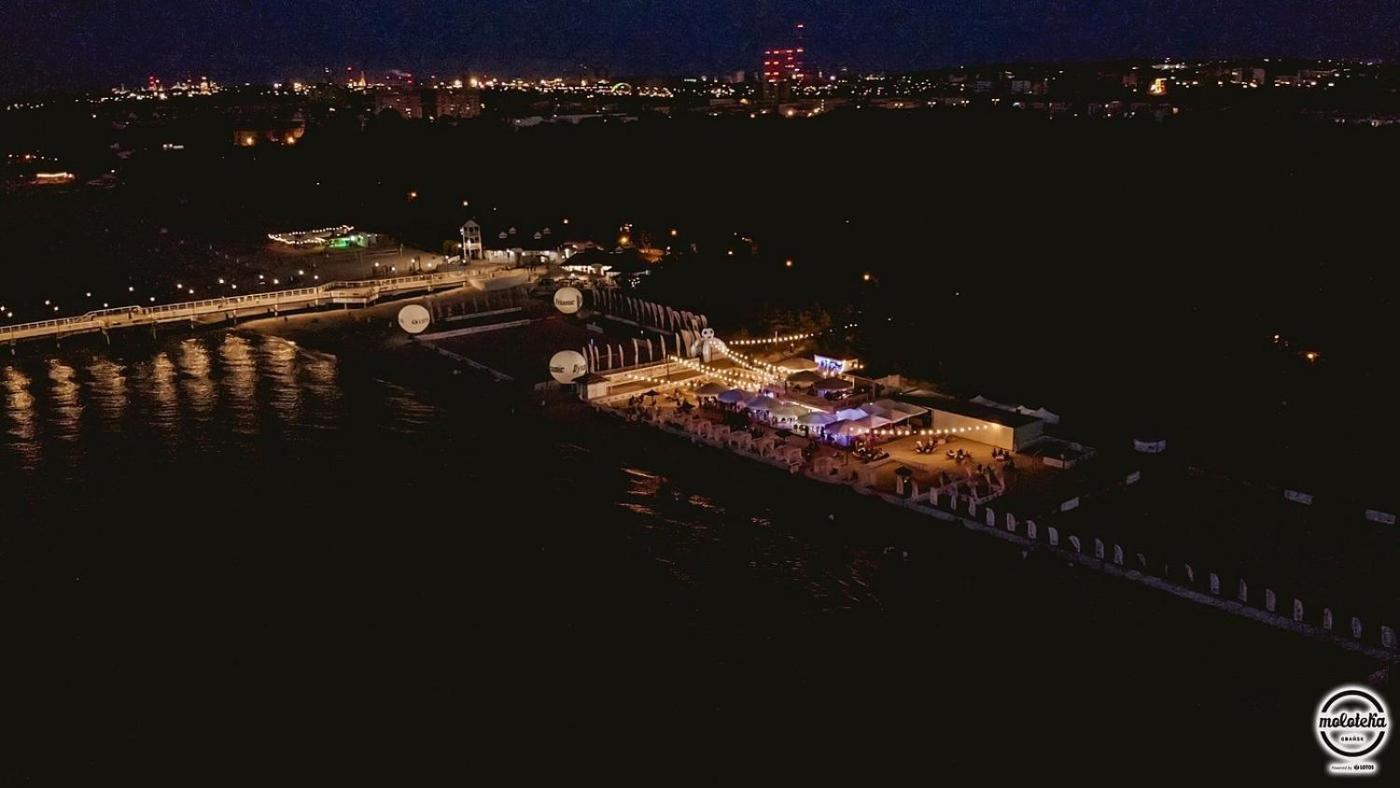 Wera - Klimatyczny Apartament 300 M Od Plazy Brzezno - Azw 格但斯克 外观 照片